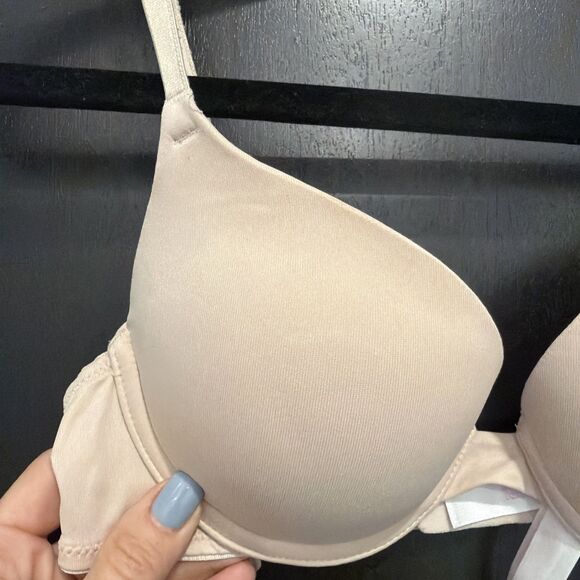 Pink By Victoria's Secret Wear Everywhere Bra 32B - Picture 2 of 5